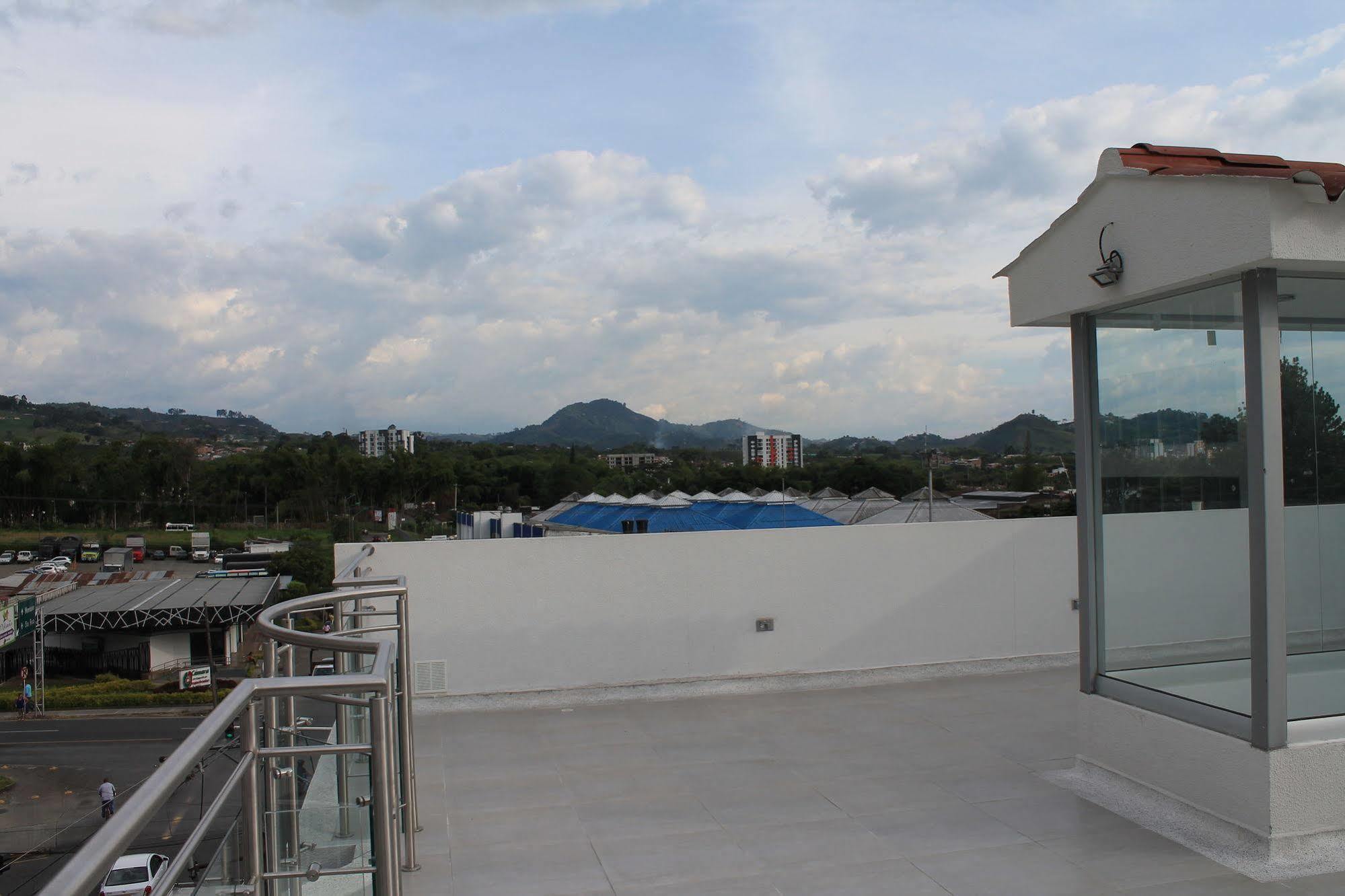 Guadalupe Plaza 3*